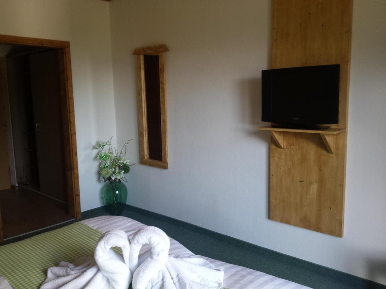 Pension Alpenrose Sankt Sigmund im Sellrain Exterior photo