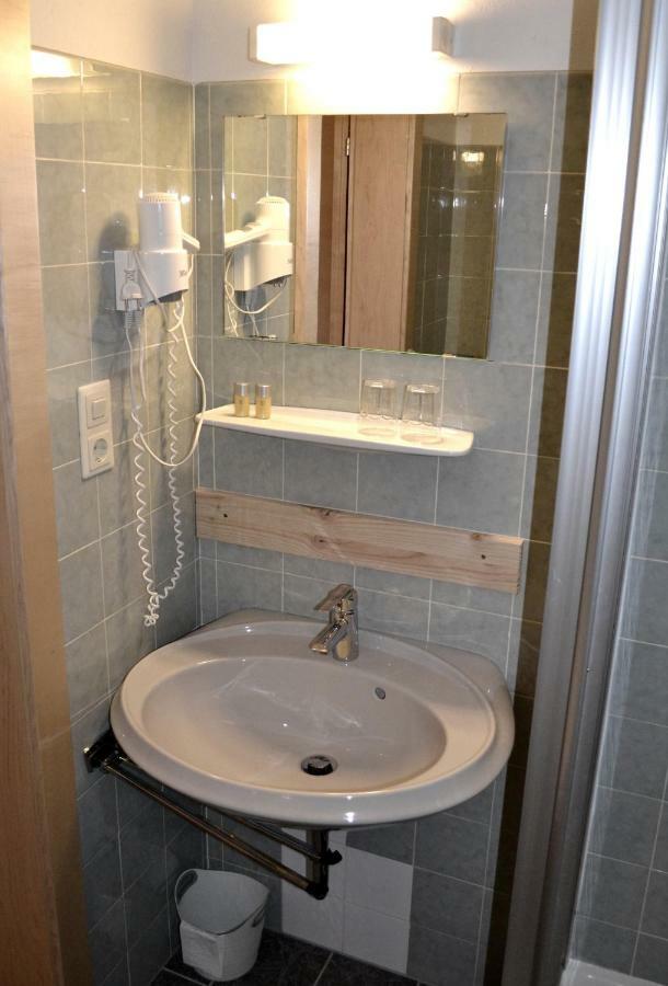 Pension Alpenrose Sankt Sigmund im Sellrain Exterior photo