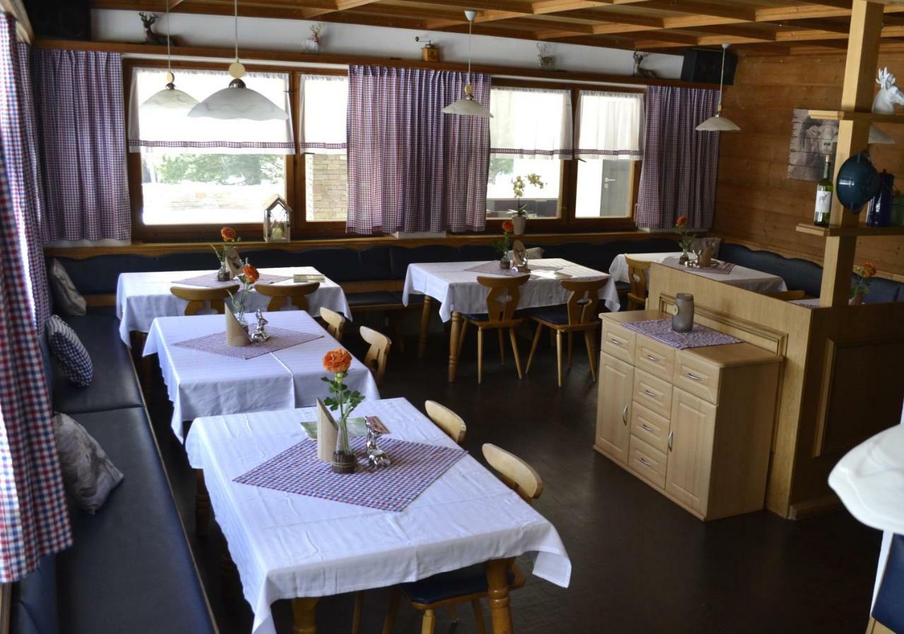 Pension Alpenrose Sankt Sigmund im Sellrain Exterior photo